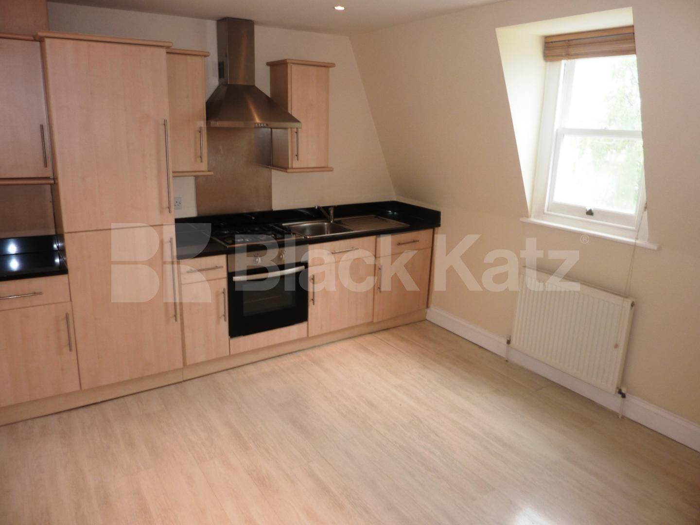 			NEW INSTRUCTION!, 1 Bedroom, 1 bath, 1 reception Flat			 Queens Crescent, KENTISH TOWN